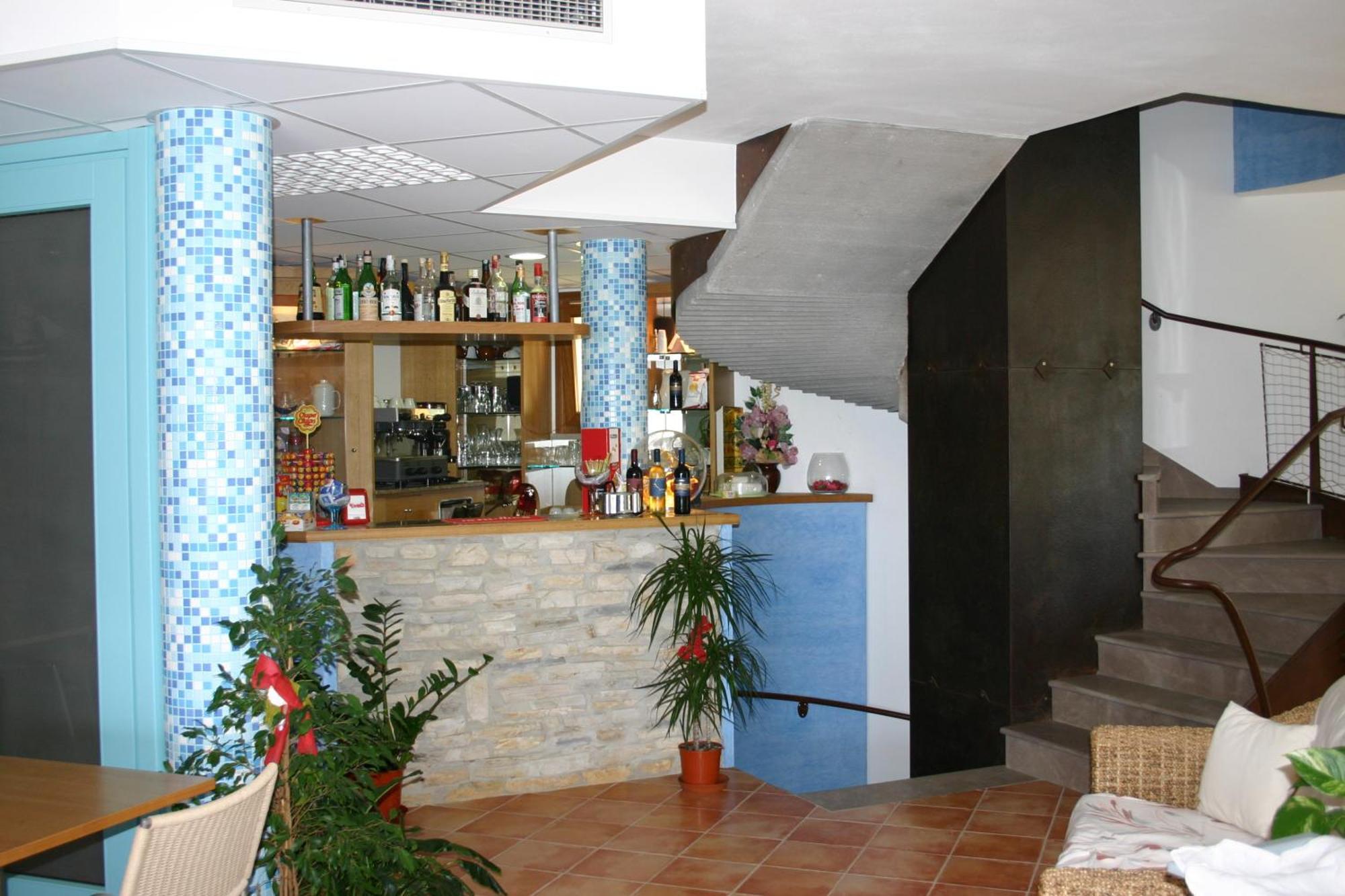 Hotel Villa Tramonto Direttamente Sul Mare ซานวินเชนโซ ภายนอก รูปภาพ