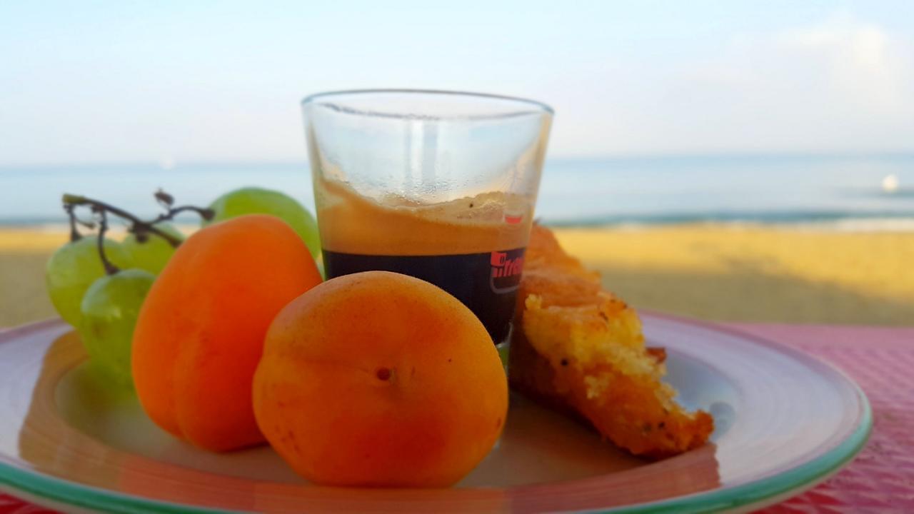 Hotel Villa Tramonto Direttamente Sul Mare ซานวินเชนโซ ภายนอก รูปภาพ